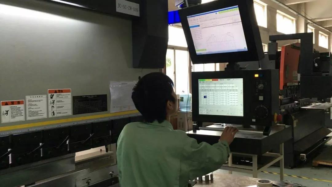 制造业复工如何“低隐患高生产”?工位看板来帮忙!